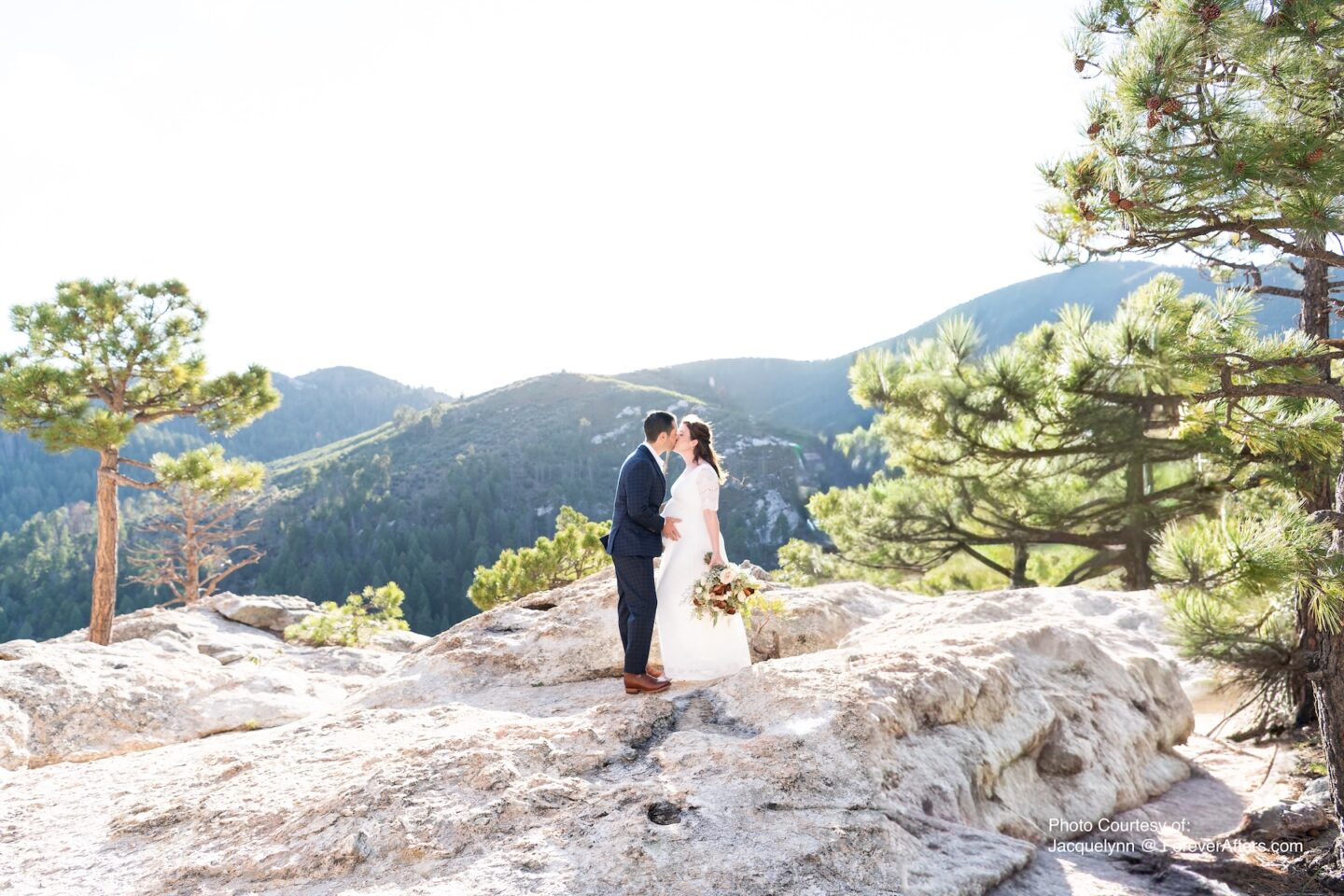 AZ Weddings | Mount Lemmon Lodge – A Cool Mountain Escape