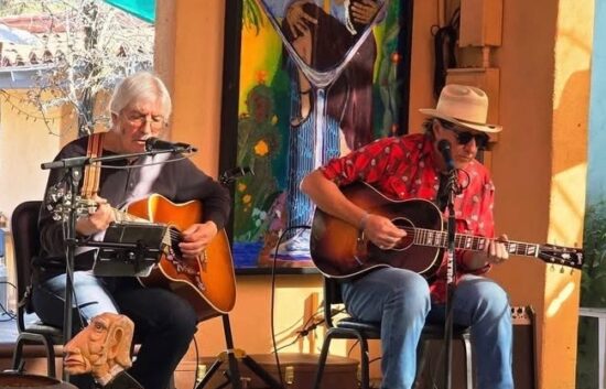 Kevin Pakulis to perform at Mount Lemmon Lodge