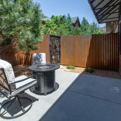 Mt Lemmon Lodge_Hearts Desire Suite_Deck_Spatial View_01